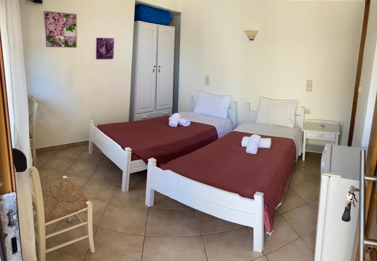 Molos Beach Rooms كيساموس المظهر الخارجي الصورة