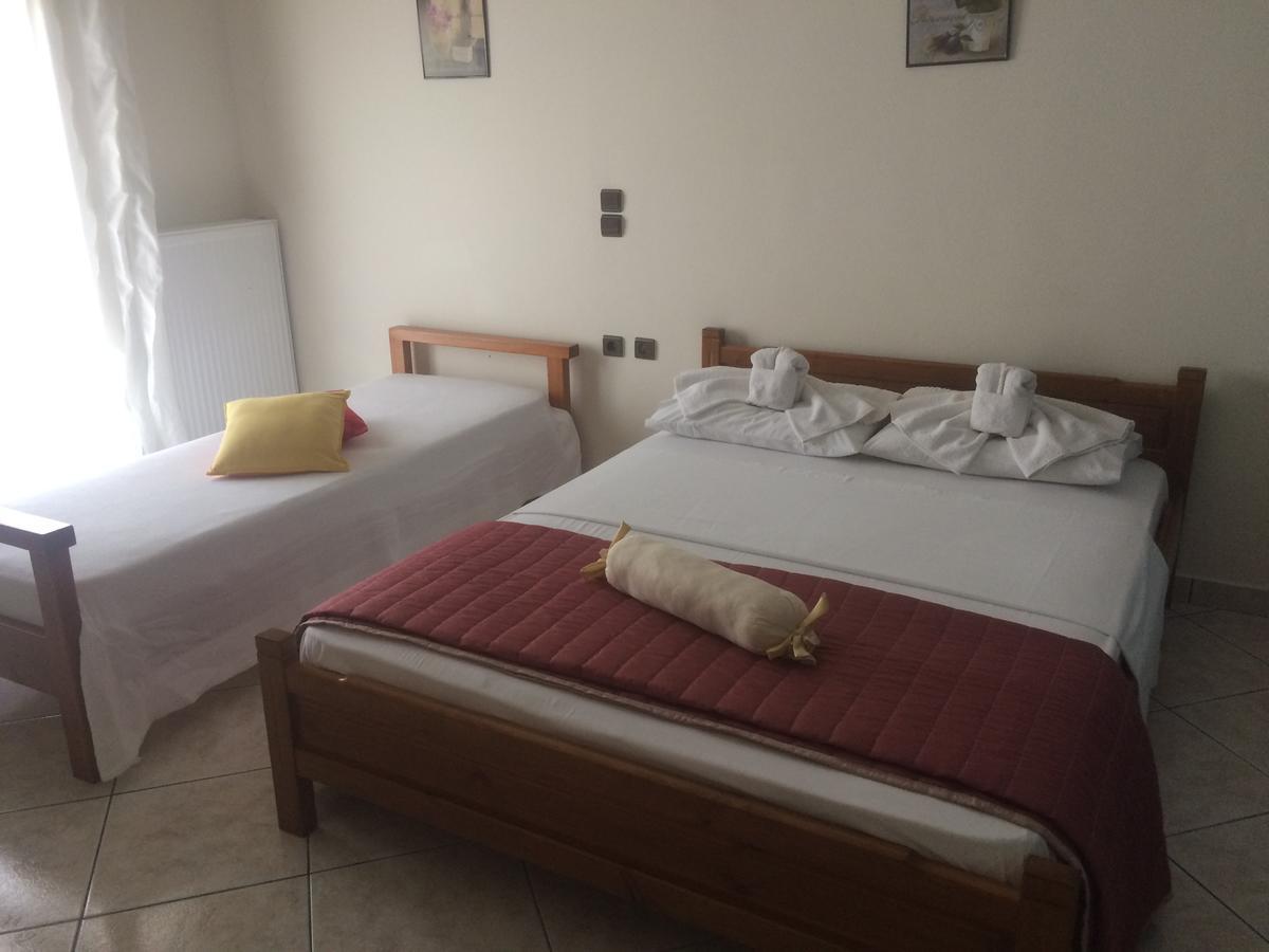 Molos Beach Rooms كيساموس المظهر الخارجي الصورة
